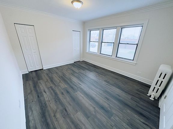 4th image of 5820 W Berteau Ave #1