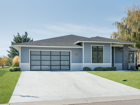 1347 Lake Pointe Dr, Bigfork, MT 59911