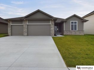 6456 S 208th St, Elkhorn, NE 68022