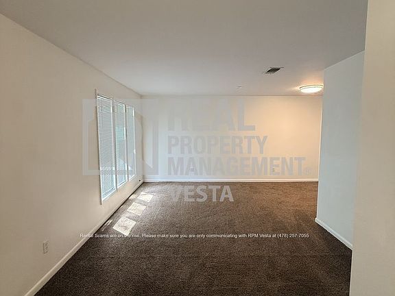 3rd image of 511 Marshallville Rd