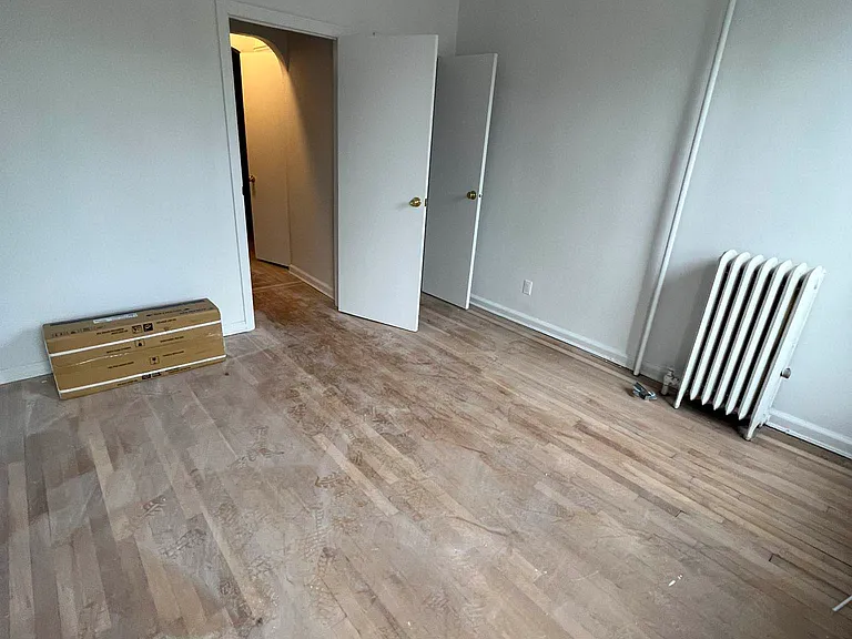 431 Metropolitan Ave #3 — Photo 7