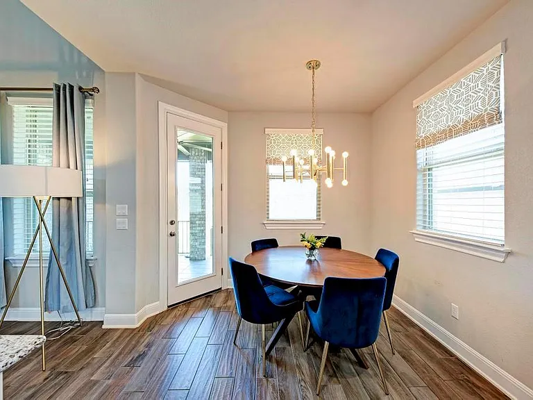 1816 Ficuzza Way — Photo 15