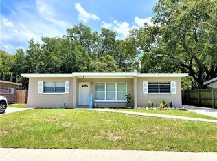 9049 93rd St, Seminole, FL 33777