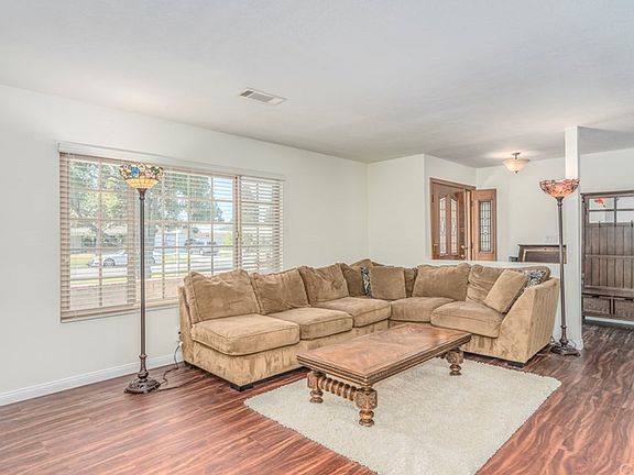 3rd image of 2431 E Lizbeth Ave