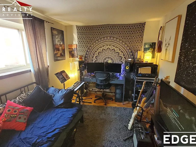 245 Kelton St #24 — Photo 5