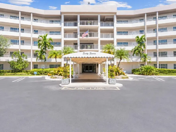 555 Oaks Lane #303, Pompano Beach, FL 33069