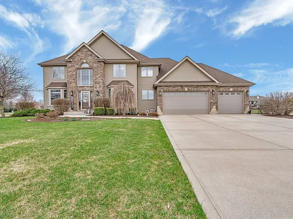 18934 S Chestnut Dr, Shorewood, IL 60404