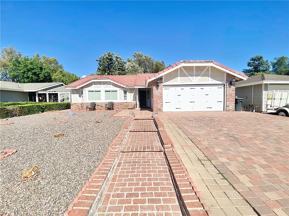 1st image of 3526 Lake Crest Dr