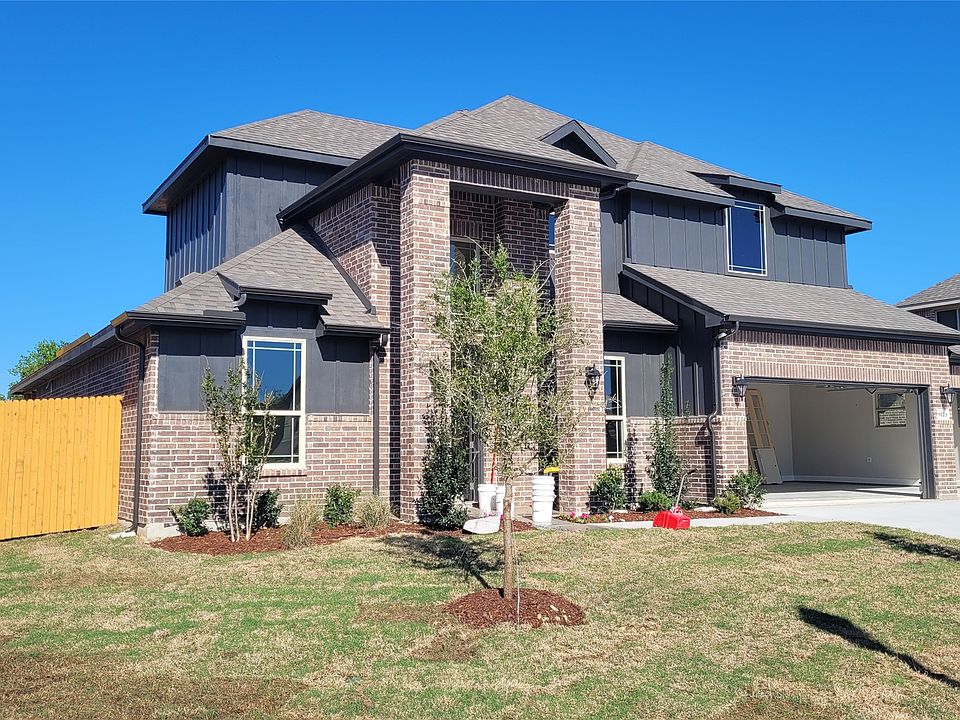 1st image of 1023 Ella Dr