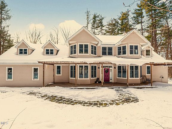 2nd image of 2491 Brookview Road