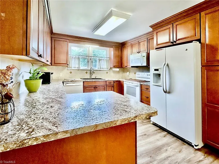 2025 Pope Rd — Photo 5