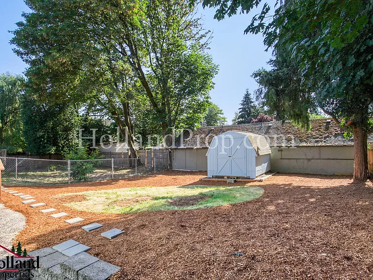 11436 SE 33rd Ave — Photo 20