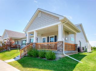 9881 Regatta Ln, Johnston, IA 50131