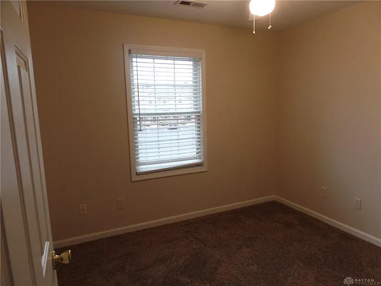 120 S Cherry St — Photo 14