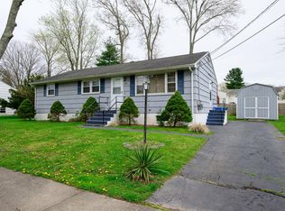 138 Sebec St, Hamden, CT 06517