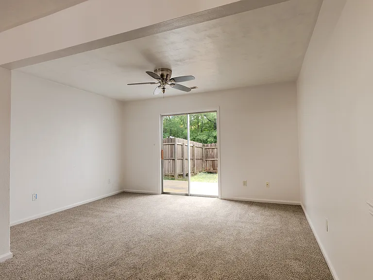 22 Terri Sue Ct — Photo 15
