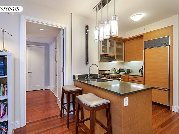 3rd image of 30 Little West St #6G