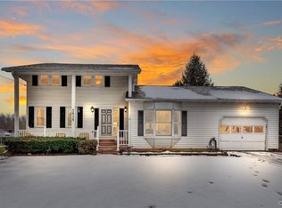 7535 Totman Rd, North Syracuse, NY 13212