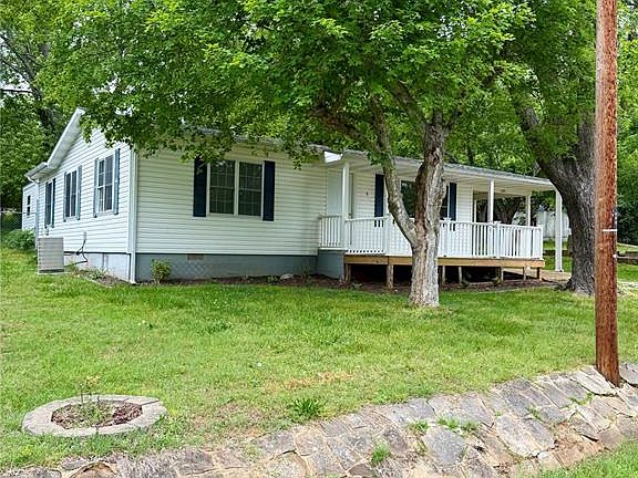 2nd image of 1021 Northwood Dr