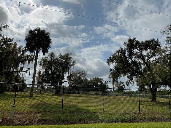 5th image of 20011 Cypress Creek Dr