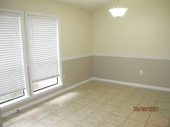 3rd image of 681 Grenadine Ct