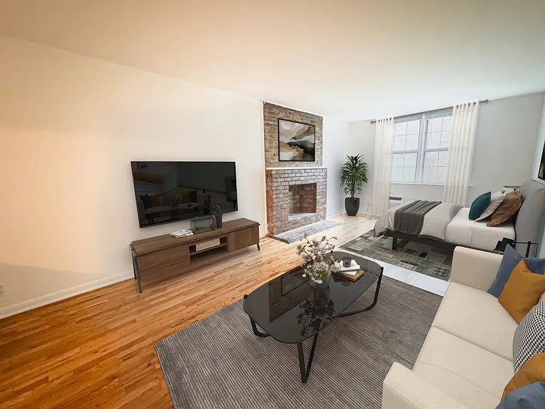 530 E 89th St #4C — Photo 2