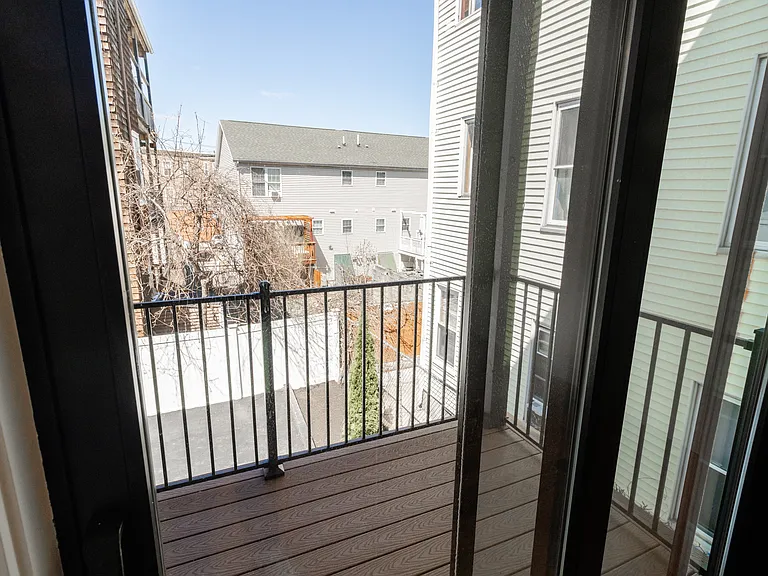 28-30 Clifton St #30B — Photo 19