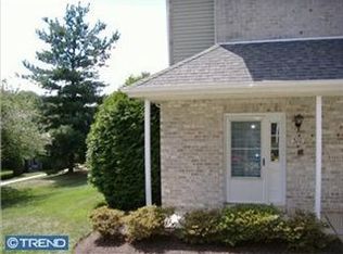 316 Glen Ln, Elkins Park, PA 19027