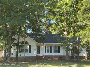 108 Red Oak Dr, Goldsboro, NC 27530