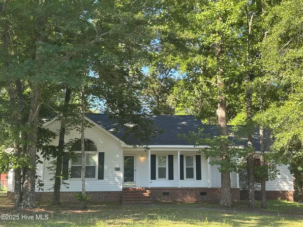 108 Red Oak Drive, Goldsboro, NC 27530