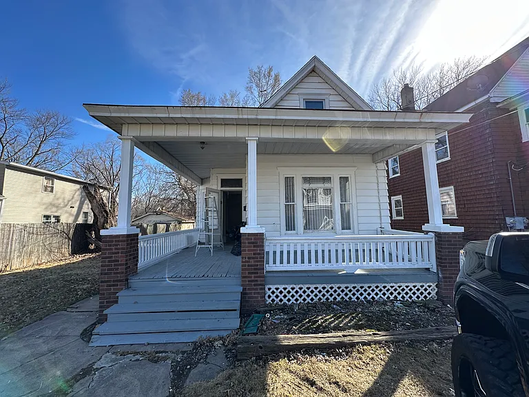 314 E Archer Ave — Photo 17