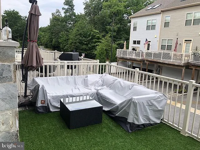 118 Vanguard Ln — Photo 9