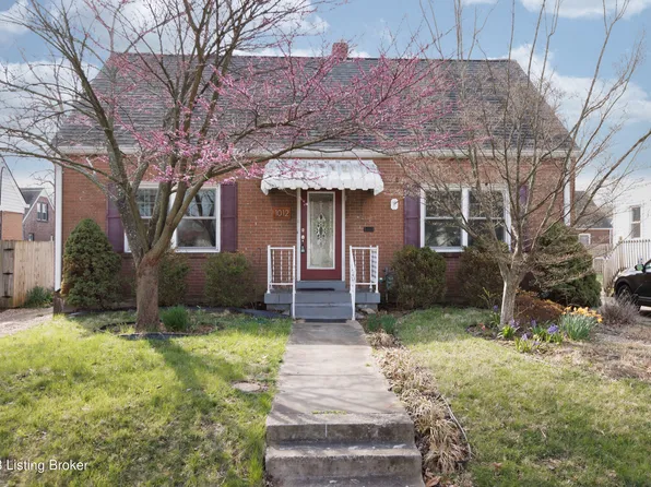 1012 Hess Ln, Louisville, KY 40217