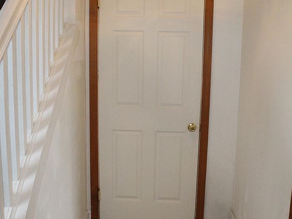 Hall pantry