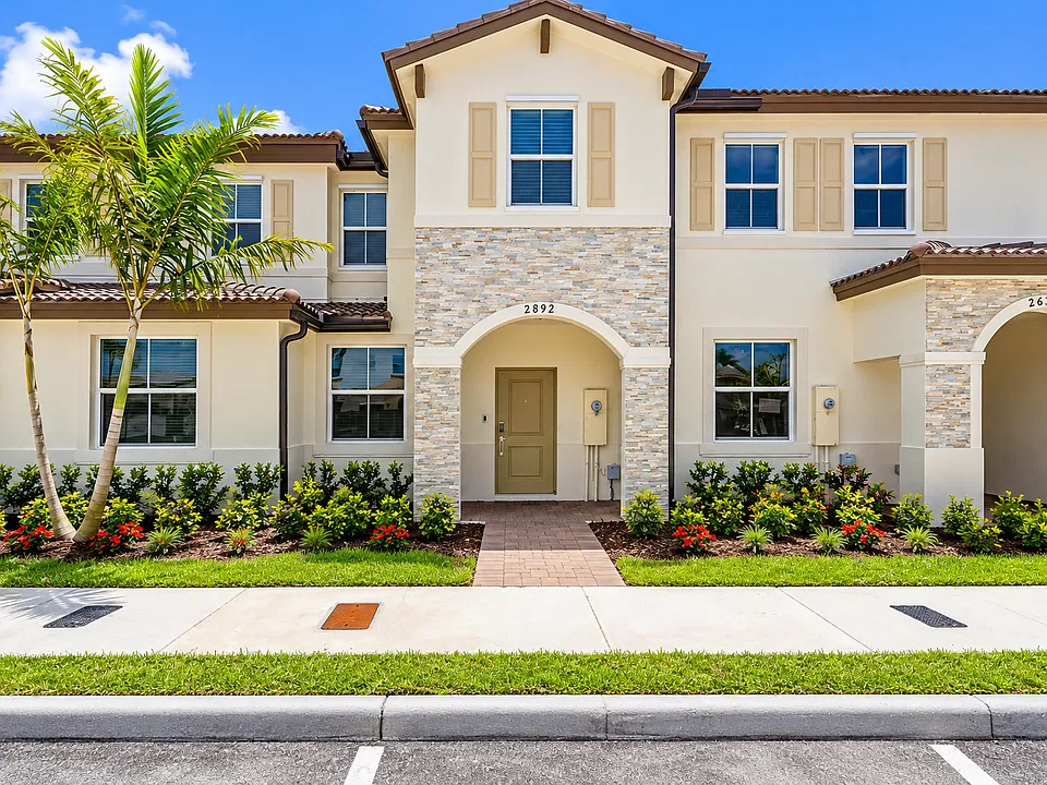 2892 SE 25th Rd