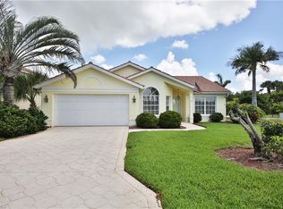 7830 Cameron Cir, Fort Myers, FL 33912