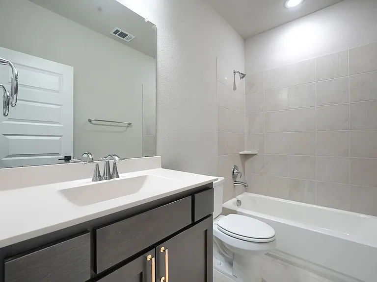 3313 Pillory Ln — Photo 30