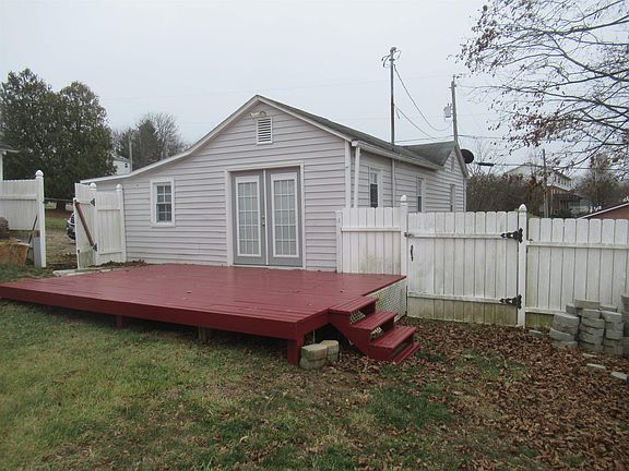 4th image of 105 Dunbar Ave