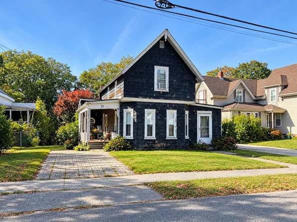 17 Rock St, Middleboro, MA 02346