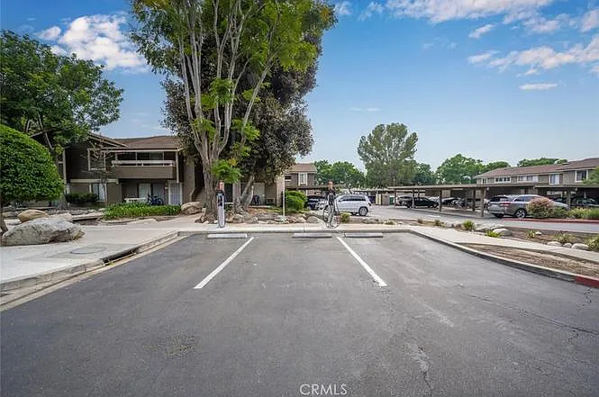 58 Streamwood — Photo 15