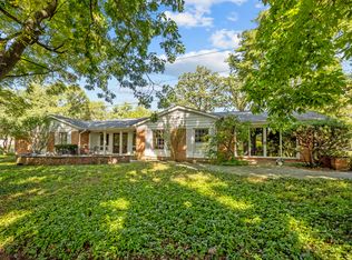236 Bristol St, Northfield, IL