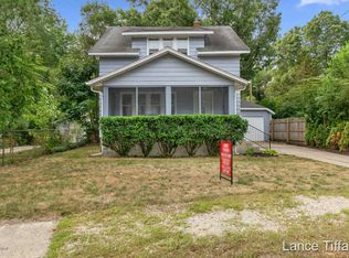 1002 Dickinson St SE, Grand Rapids, MI