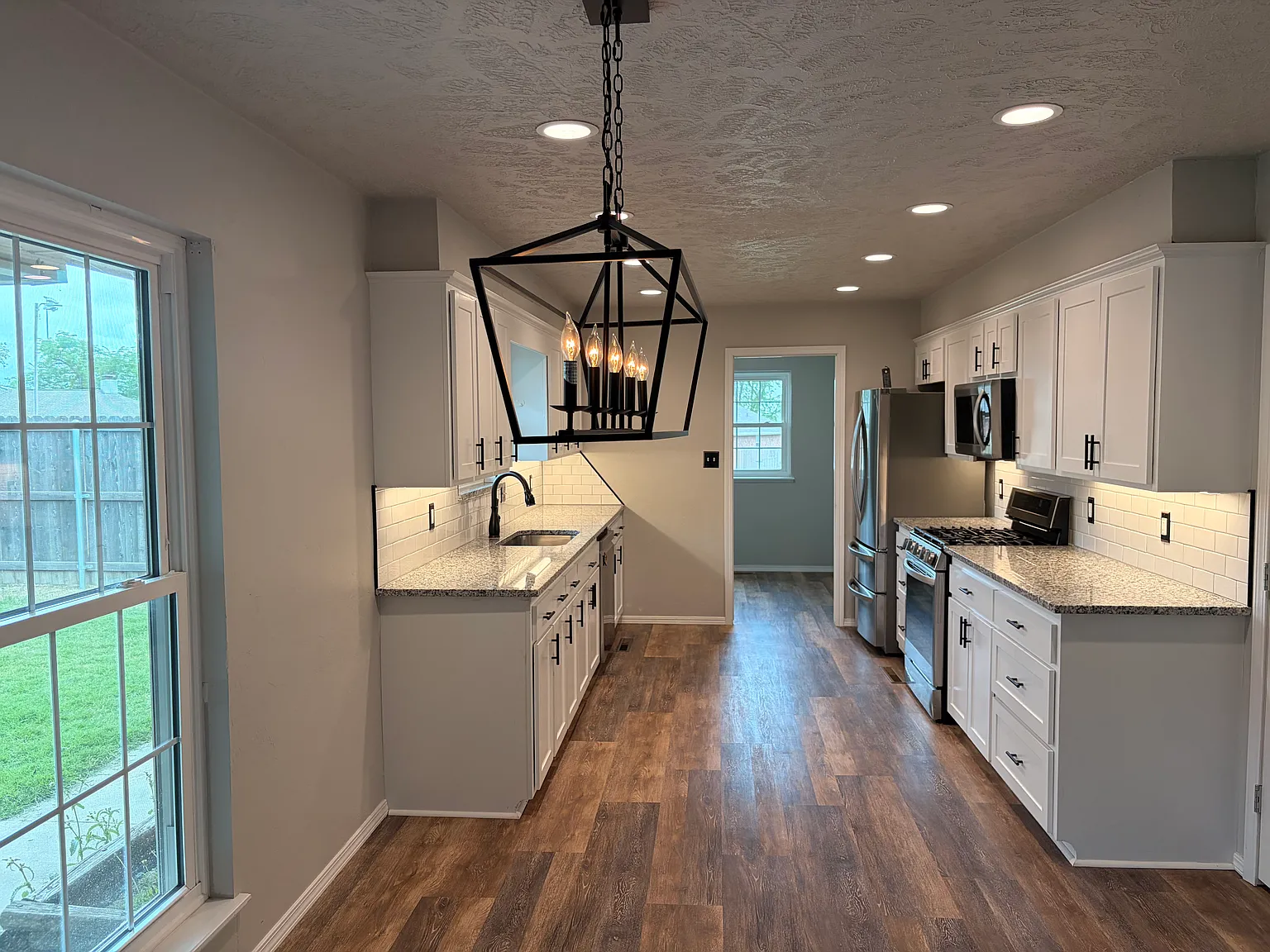 3 bed, 2045 sqft, $1,800 — Photo 4