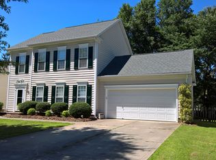 2813 Whaleys Ct, Charlotte, NC 28273