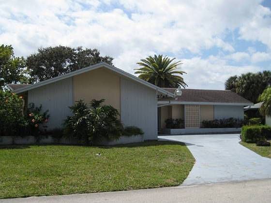 1st image of 5708 Guava Dr