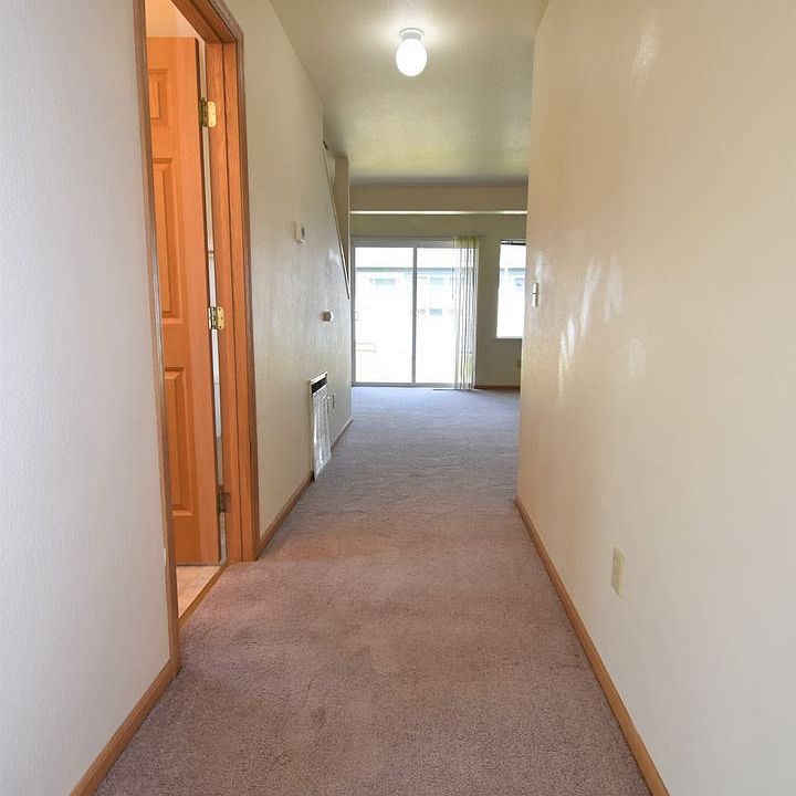 1st image of 2411 Wheeler Dr Unit A