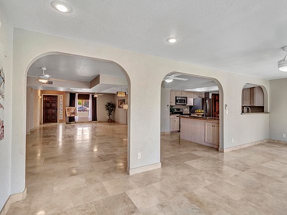 5th image of 2746 S El Paradiso Cir