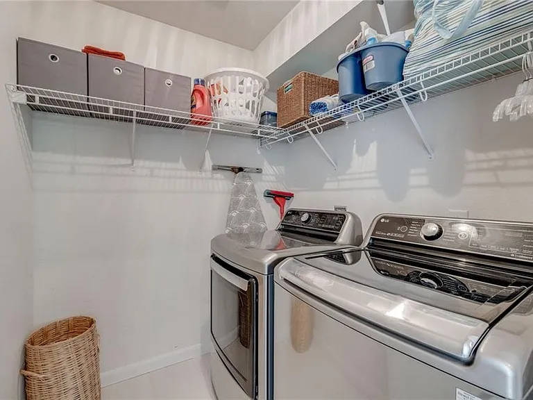 1405 Faustino Cv — Photo 31