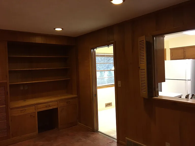 24500 Hilltop Dr — Photo 8