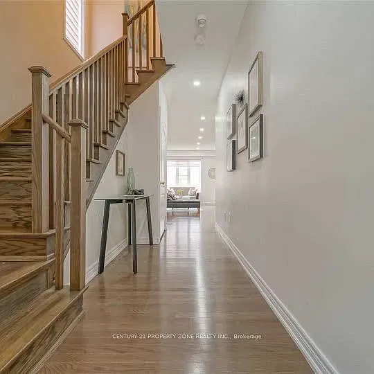 4 bed, $2,900 — Photo 3